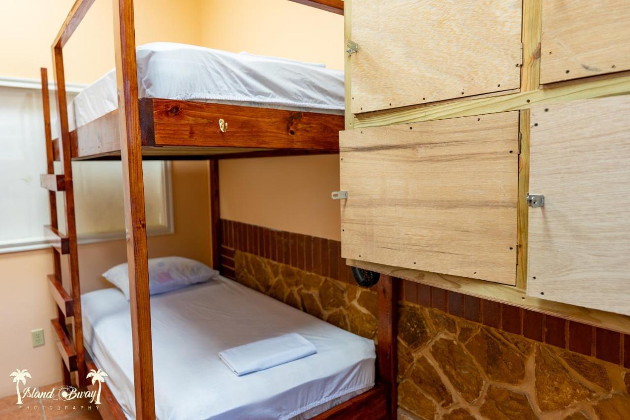 Yellow Belly Backpackers San Ignacio Buitenkant foto