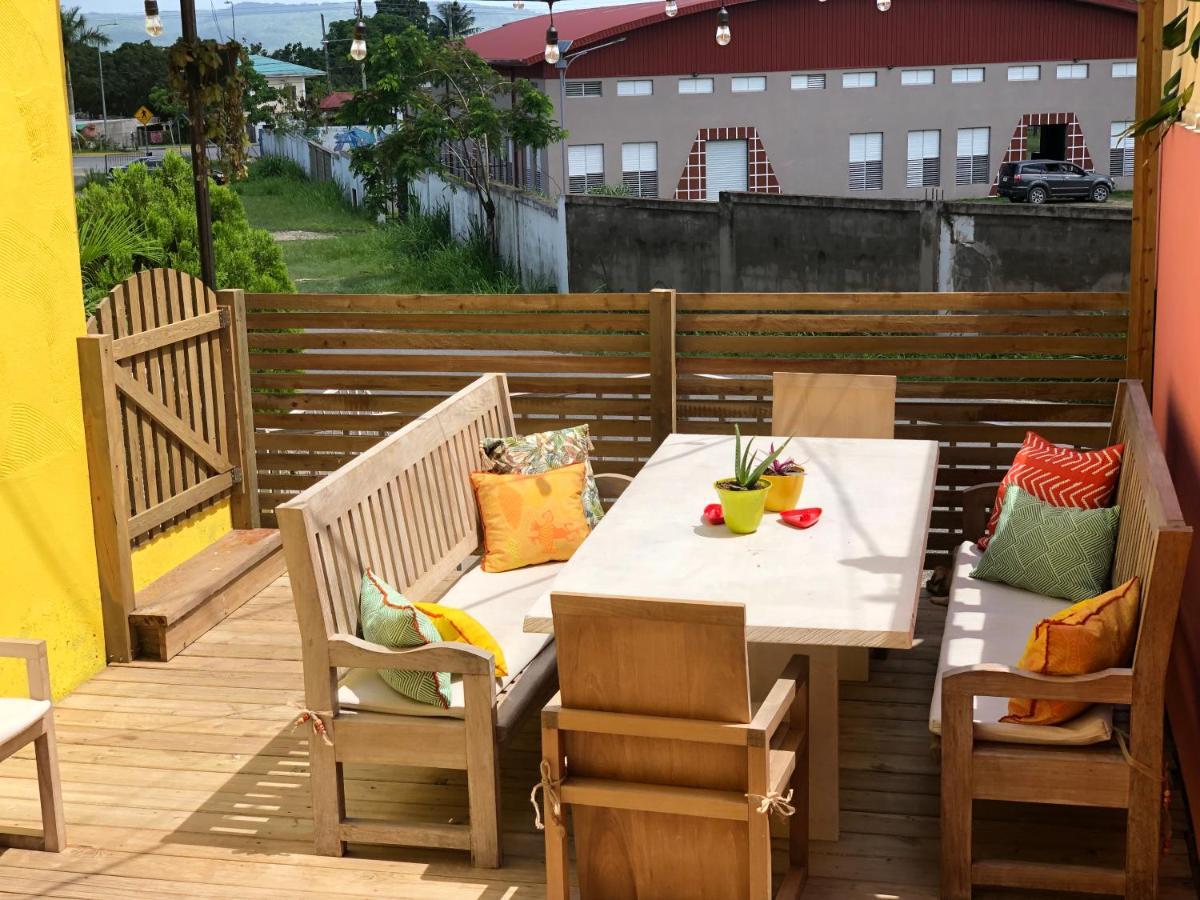 Yellow Belly Backpackers San Ignacio Buitenkant foto